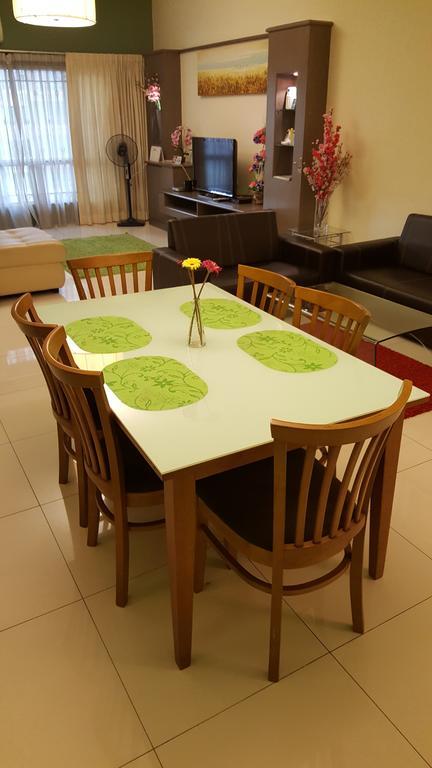 Qaiser Executive Stay East Lake Residence Kampong Bohol Екстер'єр фото