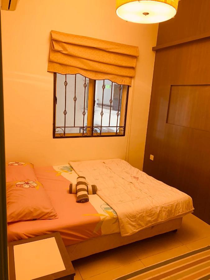 Qaiser Executive Stay East Lake Residence Kampong Bohol Екстер'єр фото