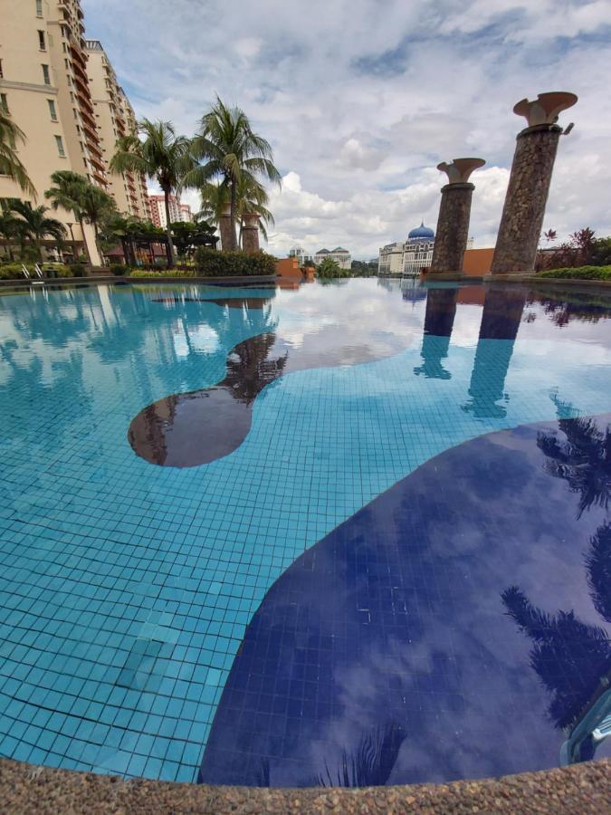 Qaiser Executive Stay East Lake Residence Kampong Bohol Екстер'єр фото