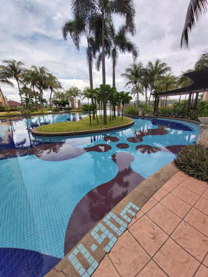 Qaiser Executive Stay East Lake Residence Kampong Bohol Екстер'єр фото